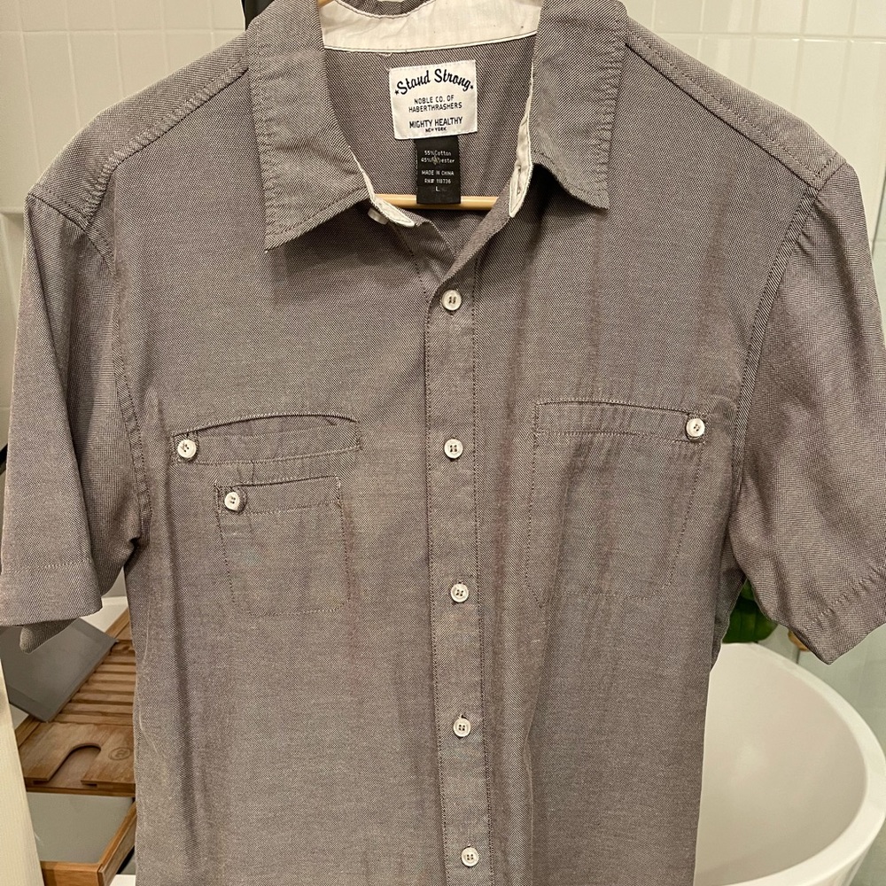 Vintage 2009 mighty healthy button up large